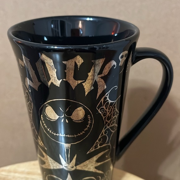 Nightmare Before Christmas Mug - Picture 3 of 6